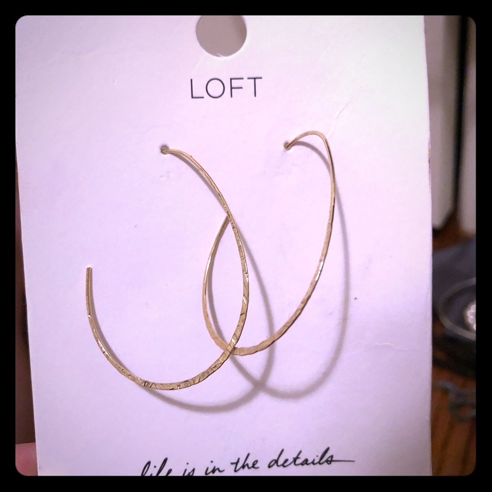 Loft gold hammered hoop earnings oblong